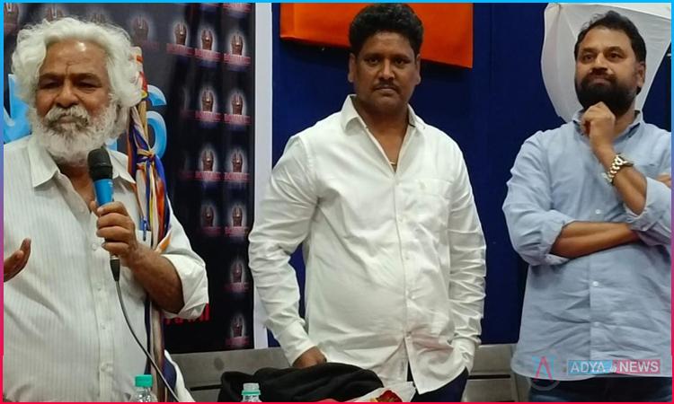 “బానిసలారా లెండిరా” అంటూ గళమెత్తి కదం తొక్కిన గద్దర్!!