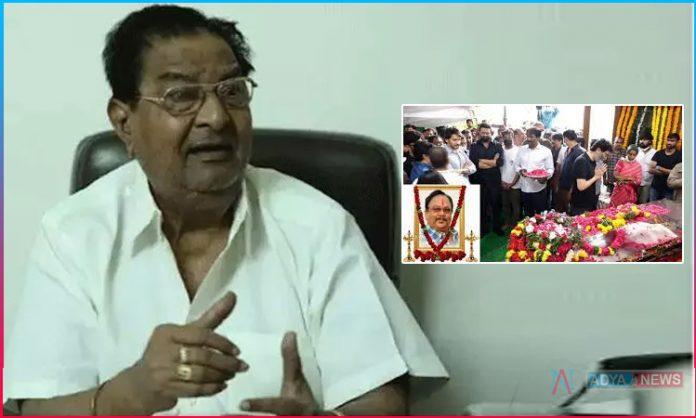 Kaikala Satyanarayana's condolence on the death of Krishna Raju