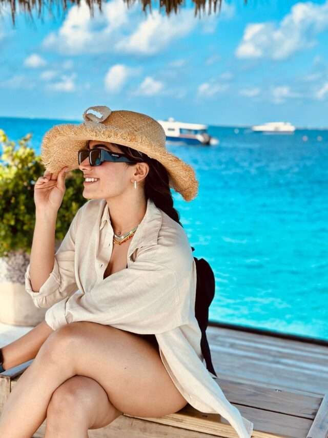 Rashmika Mandanna Maldives (1)