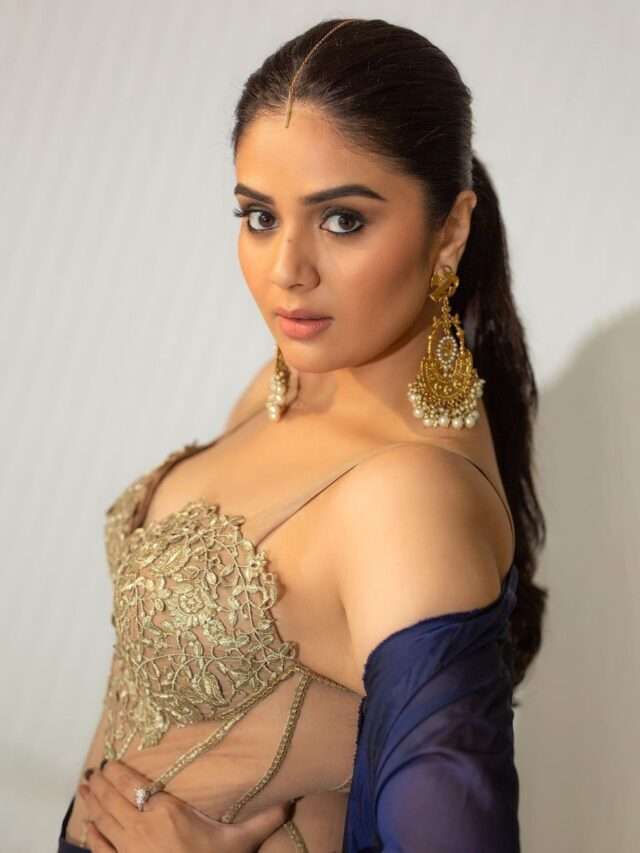 Sreemukhi Amazing Photos