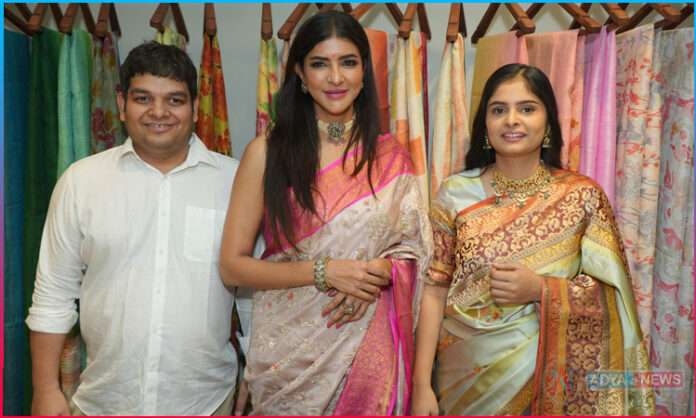 Manchu Lakshmi Inaugurate The Antora Store by Designer Geetanjali