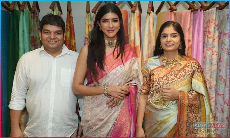 Manchu Lakshmi Inaugurate The Antora Store by Designer Geetanjali