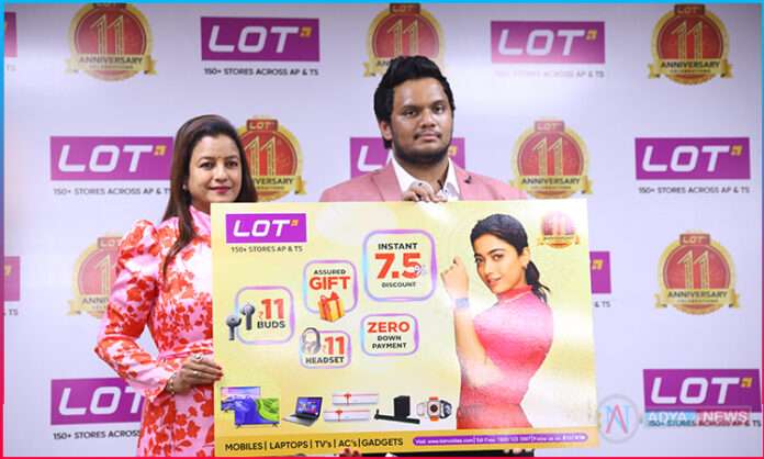 LOT Mobiles announces 11th anniversary offers