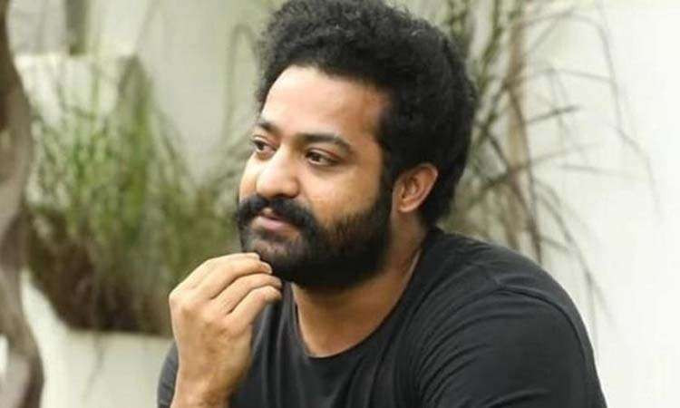జూనియర్ ఎన్టీఆర్ అందుకే మౌనంగా ఉన్నాడా?