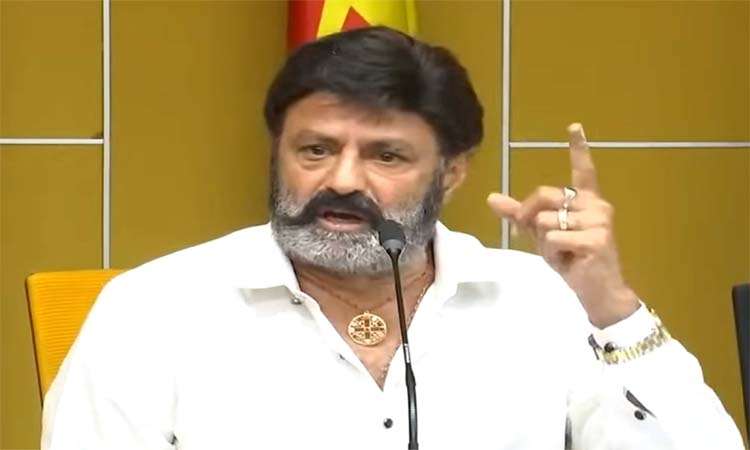 ఓ వైపు బెదిరిస్తూనే… కాళ్ల బేరానికి బాలయ్య!