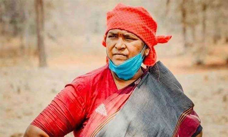 సీతక్కనే ఎందుకు టార్గెట్ చేస్తున్నారు!
