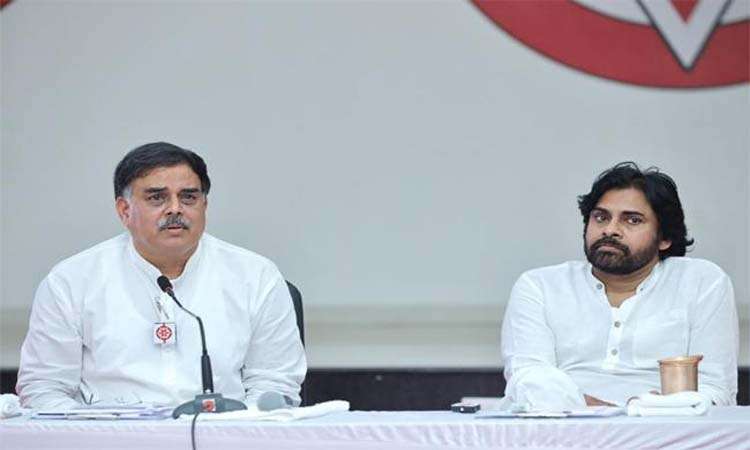 జనసేన అభ్యర్థులు వీరే..సోషల్ మీడియాలో వైరల్!