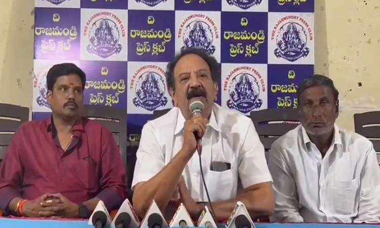కాపులను తాకట్టు పెట్టిన పవన్‌!