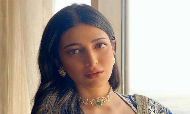 సమంత ఆఫర్‌ని కొట్టేసిన శృతి!