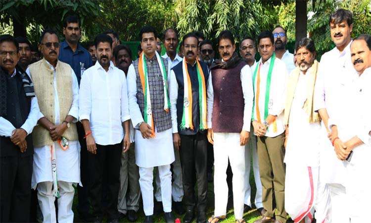 కేసీఆర్‌కు బిగ్ షాక్‌…కాంగ్రెస్‌లోకి పెద్దపల్లి ఎంపీ!