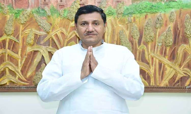 టీడీపీ భూబాగోతం.. అసైన్డ్ భూముల కబ్జా