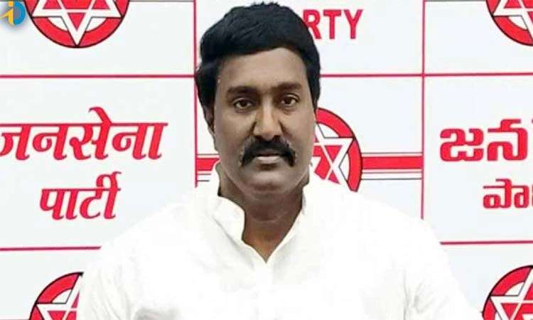 ఎన్నికల వేళ…పవన్‌కు బిగ్ షాక్