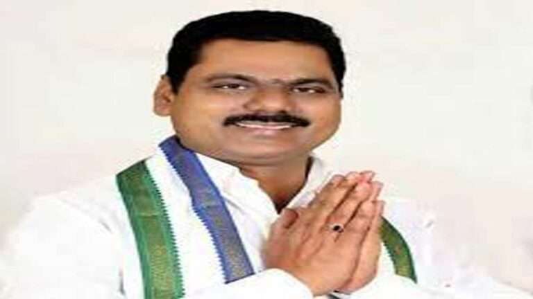 వైసీపీ టెక్కలి ఇంఛార్జీగా పేరాడ తిలక్