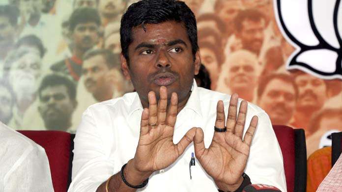 తమిళనాడు బీజేపీ చీఫ్‌ రేసులో లేను!