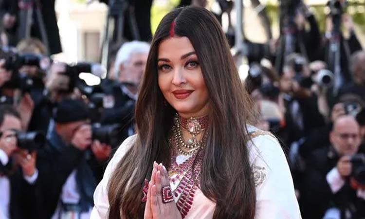 ఢిల్లీ హైకోర్టుకు ఐష్‌..ఎందుకో తెలుసా?