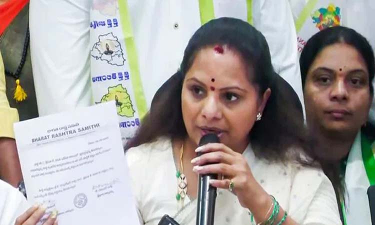 లేఖ లీక్ చేసింది సంతోష్ రావే!