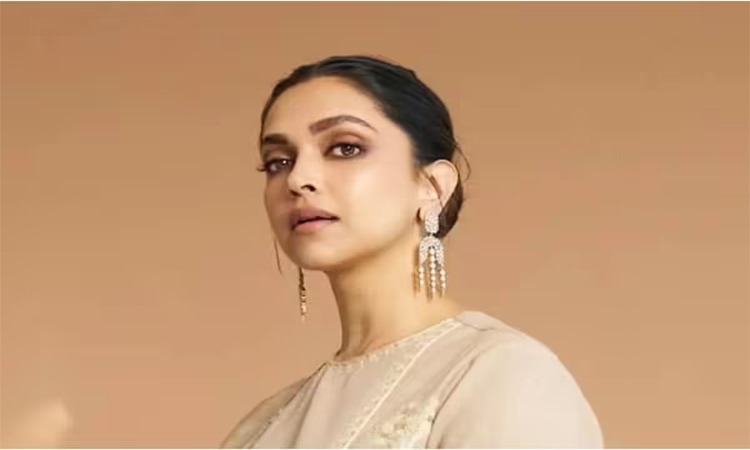 దీపికా..తొలి సెలబ్రెటీగా రికార్డు!