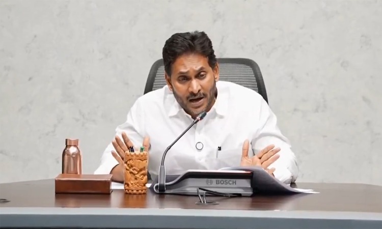 రైతులను ఆదుకోండి..జగన్ డిమాండ్