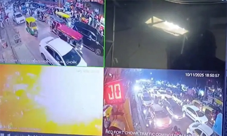 ఢిల్లీ పేలుళ్లు..షాకింగ్ వీడియో!