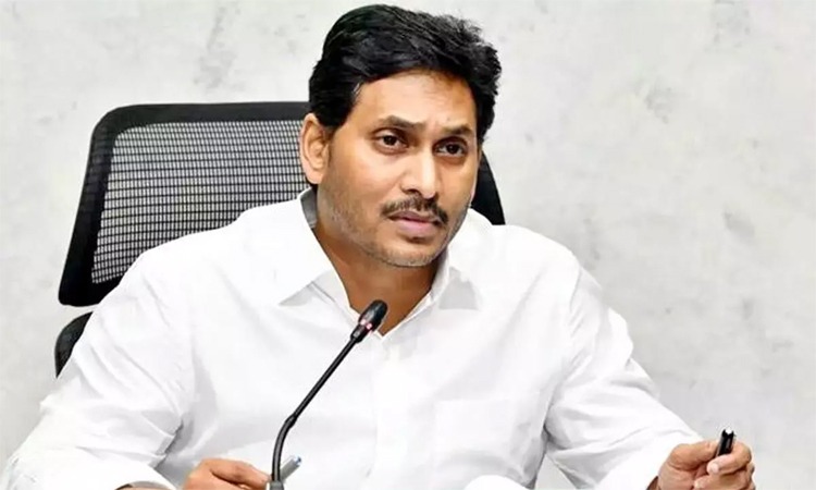 చంద్రబాబు..’క్రెడిట్‌ చోరీ స్కీం’!