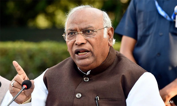 కర్ణాటక సీఎం పదవి వివాదంపై ఖర్గే