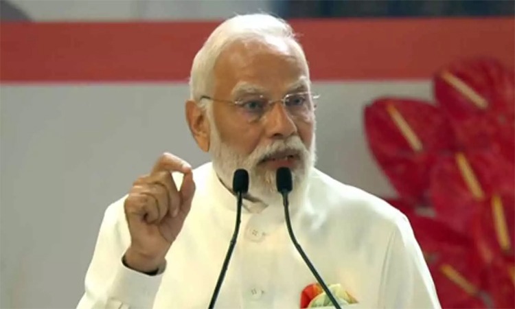 వందేమాతరం..కాంగ్రెస్‌పై ప్రధాని ఆరోపణలు