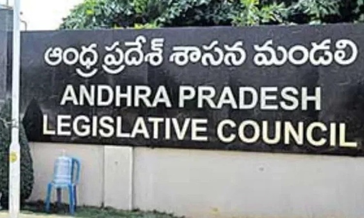 ఏపీ రాజకీయాల్లో కీలక పరిణామం