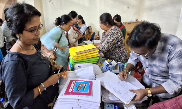 బెంగాల్‌లో 58 లక్షల ఓటర్ల పేర్లు తొలగింపు