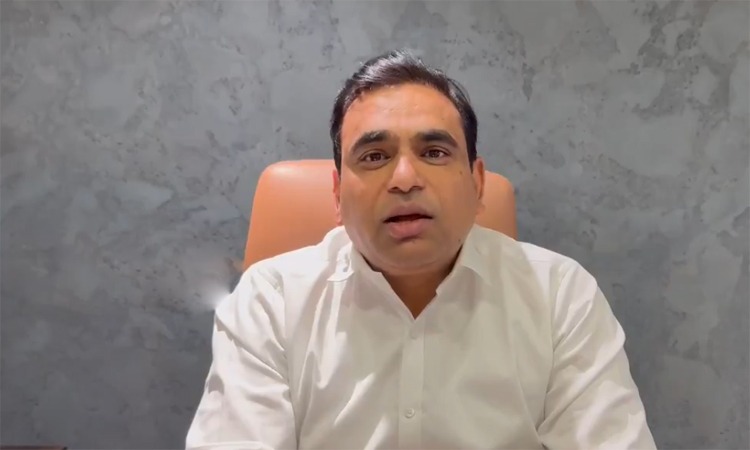 రాజకీయాల్లో తిట్లపురాణానికి ఆధ్యుడు కేసీఆరే!