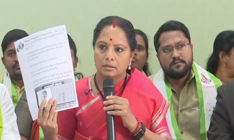 ఆ న్యూస్ ఛానెల్‌కు కవిత లీగల్‌ నోటీస్
