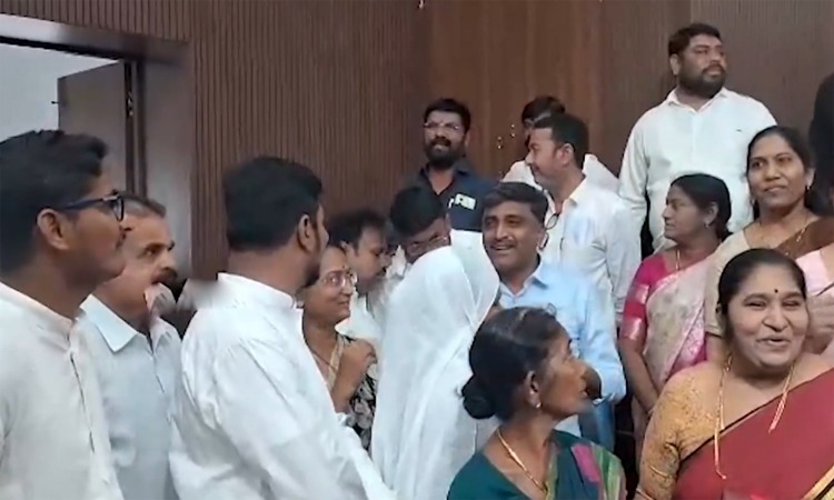 కర్నూలు మున్సిపల్ కౌన్సిల్ సమావేశం..రసాభస