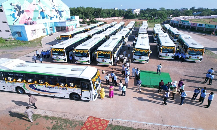 హైదరాబాద్ కనెక్ట్ పేరుతో TGSRTC కొత్త ప్లాన్