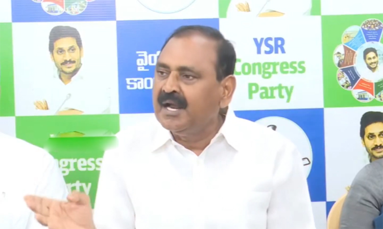 మద్యం బాటిళ్లు..సీసీటీవీ ఫుటేజ్‌ బయటపెట్టాలి!