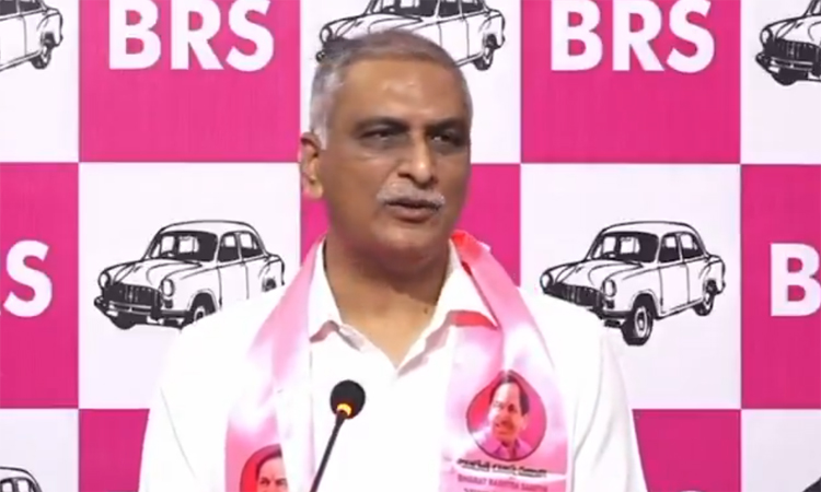 ఖాకీ బుక్ ఎవరి చేతిలో?