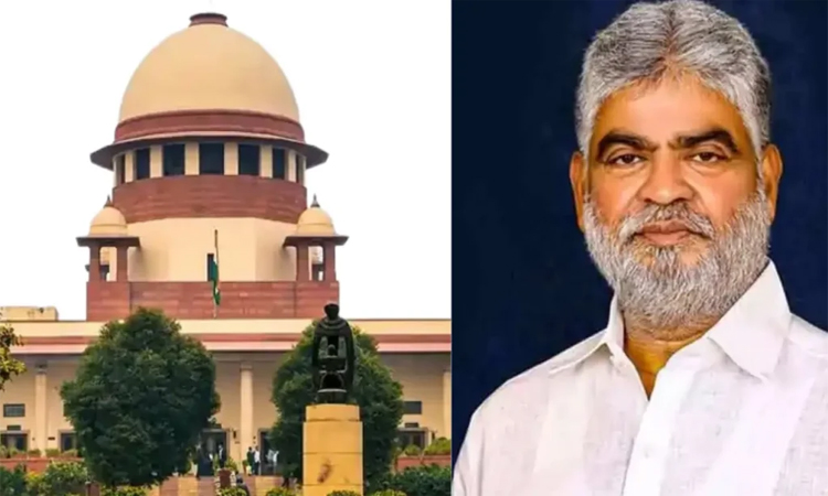 తెలంగాణ స్పీకర్‌కు సుప్రీం కోర్టు నోటీసులు