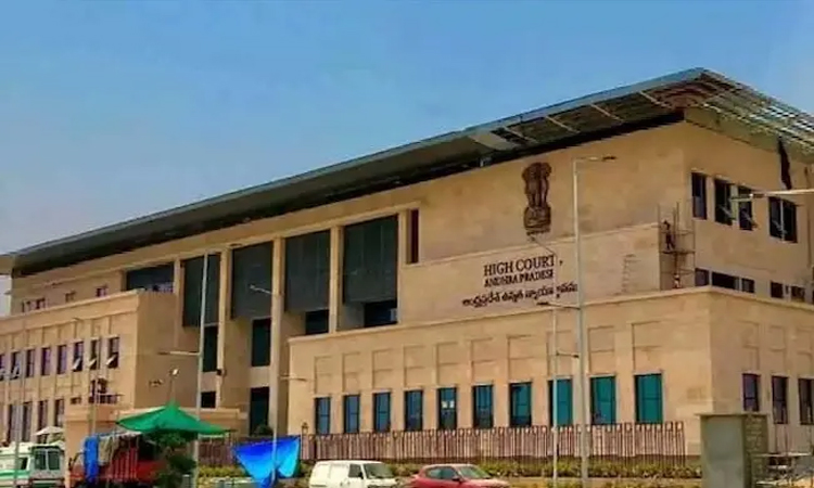పోలీసుల తీరుపై హైకోర్టు తీవ్ర ఆగ్రహం
