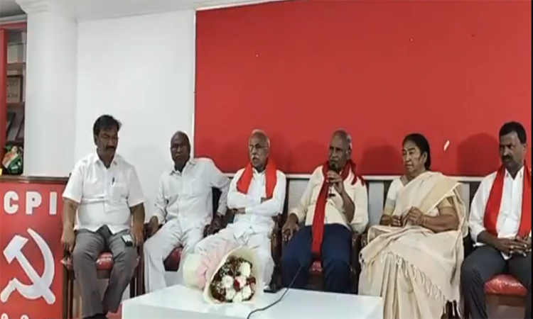 సీఐ తుపాకీ పెట్టి బెదిరించాడు..కూనంనేని సంచలనం!