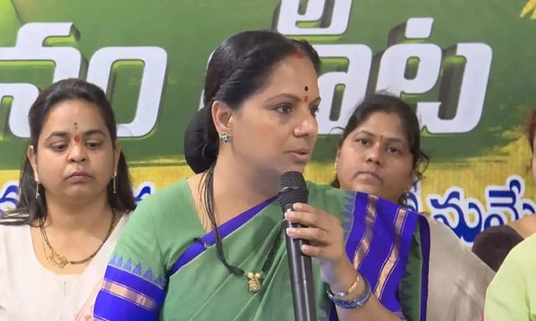 త్వరలో కొత్త రాజకీయ పార్టీ..కవిత ప్రకటన