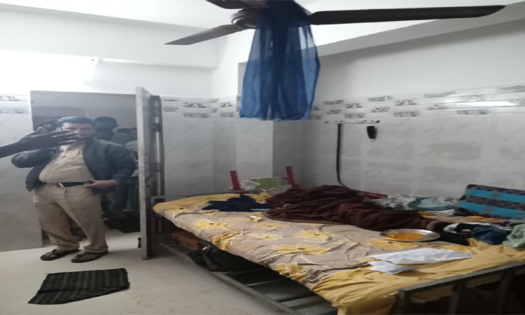 మోహన్ బాబు యూనివర్సిటీలో యువతి సూసైడ్