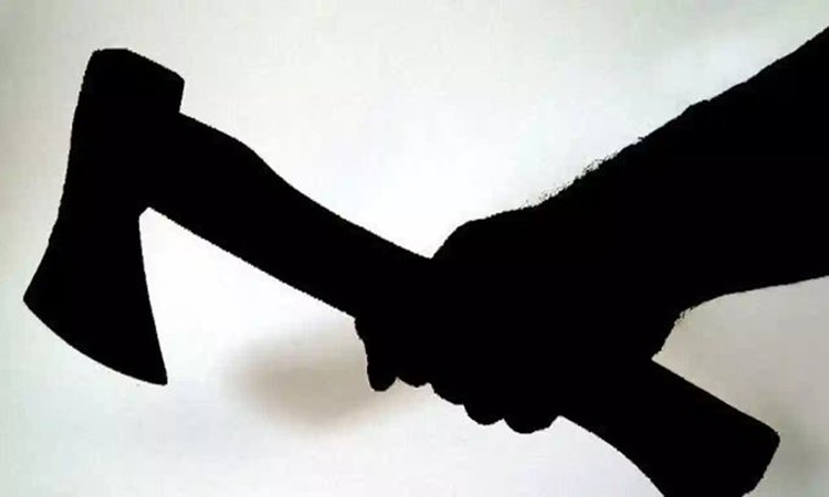 భర్తను గొడ్డలితో నరికి హత్య చేసిన భార్య