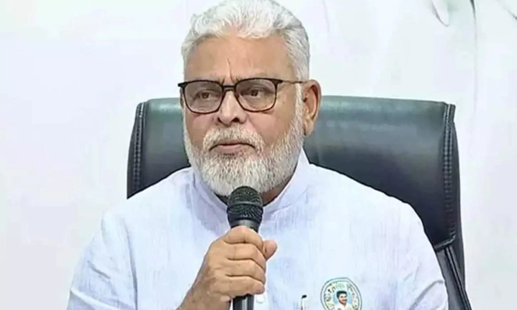 ఎన్ని కేసులు పెట్టినా..వెనక్కి తగ్గ!