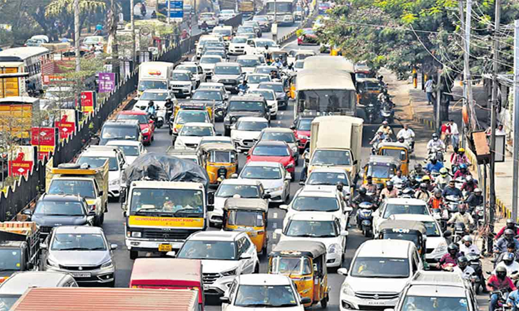 తెలంగాణలో పెరగనున్న వాహనాల ధరలు