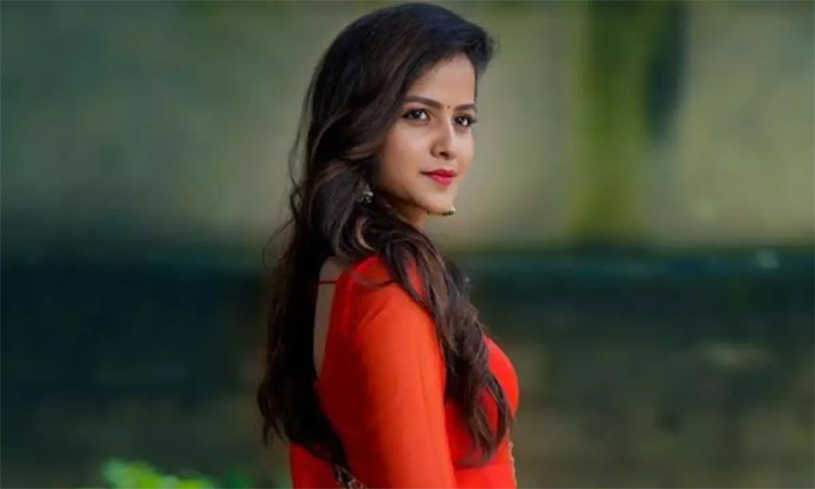 కోలీవుడ్‌లోకి ‘బేబీ’ ఫేమ్..డెబ్యూకు రెడీ!