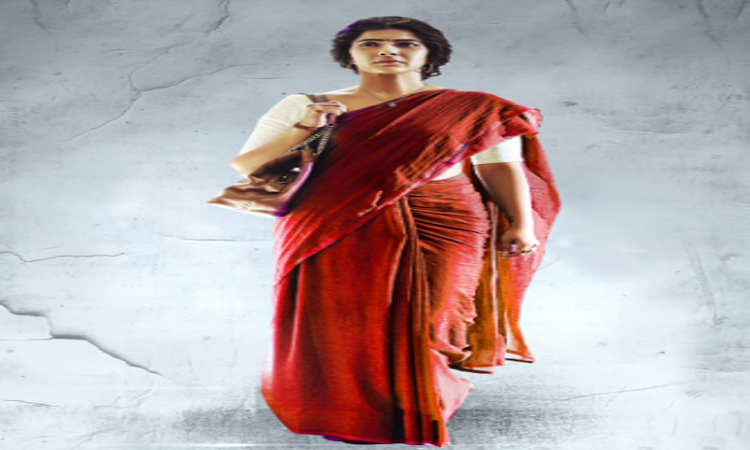 సరస్వతిగా వరలక్ష్మీ..లుక్ అదిరిపోయింది!