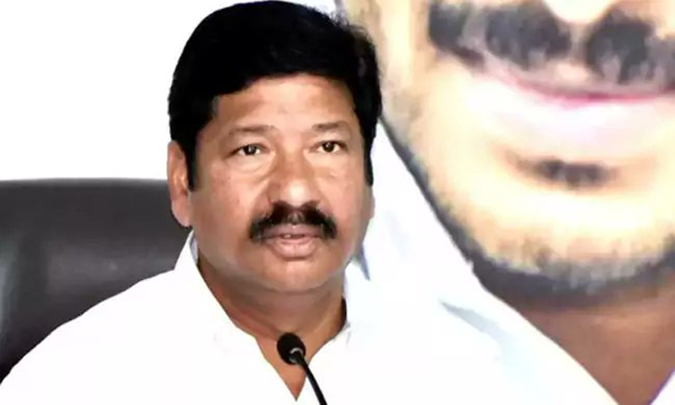 మాజీ మంత్రి జోగి రమేశ్ కు షాక్