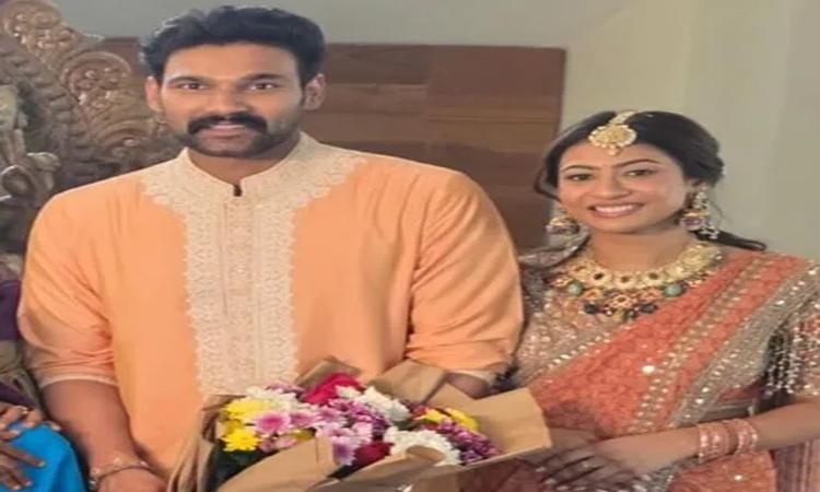 హీరో బెల్లంకొండ శ్రీనివాస్-కావ్యరెడ్డి నిశ్చితార్థం