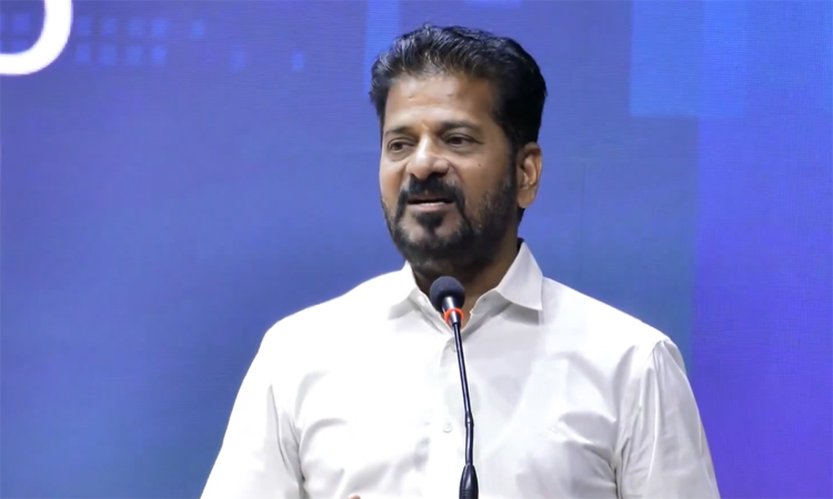 మహిళలపై సైబర్ వేధింపులు..కఠిన చర్యలు!