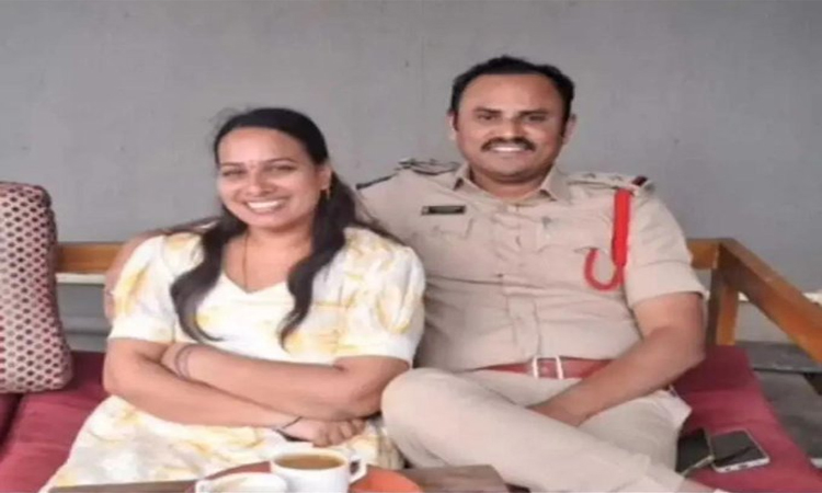 కరీంనగర్‌ టూ టౌన్ ఎస్ఐ చంద్రశేఖర్ ఆత్మహత్య…