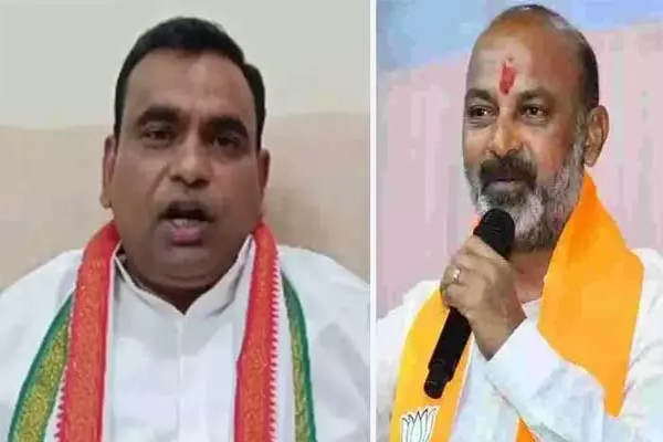 బీఆర్ఎస్ స్క్రిప్ట్ చదువుతున్న బండి!