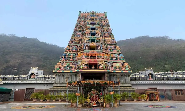 విజయవాడలో ఉగ్ర లింకుల కలకలం